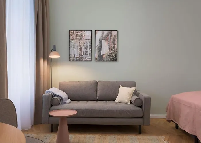 Daire Limehome Karajangasse