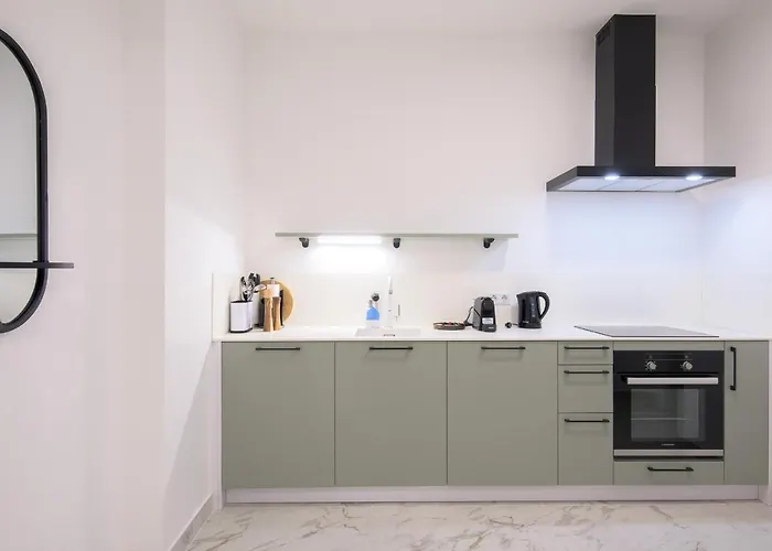 Limehome Karajangasse