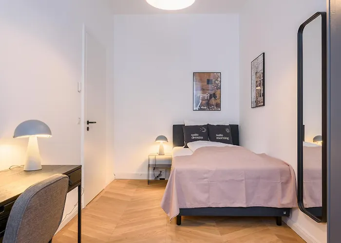 Daire Limehome Karajangasse *