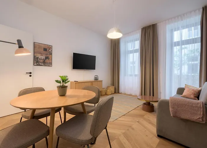 Limehome Karajangasse شقة فيينا