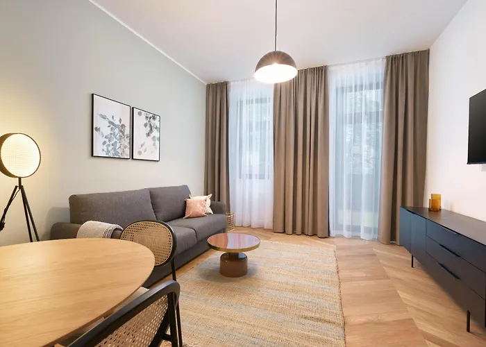 Limehome Karajangasse *