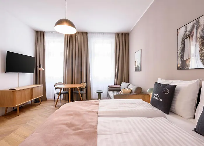 Limehome Karajangasse Daire *