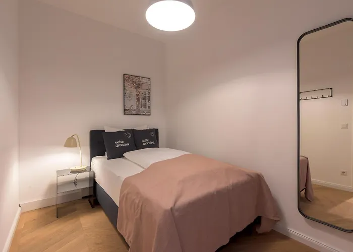 Limehome Karajangasse Daire