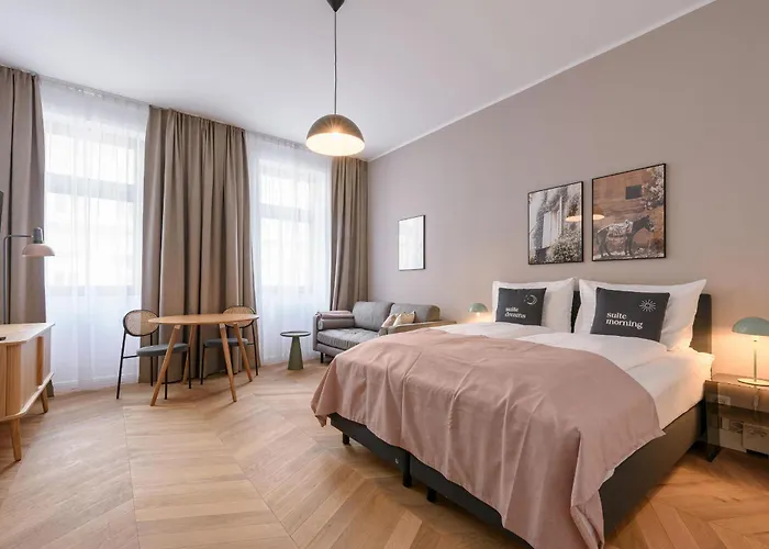 Limehome Karajangasse