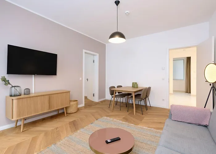 Limehome Karajangasse Daire